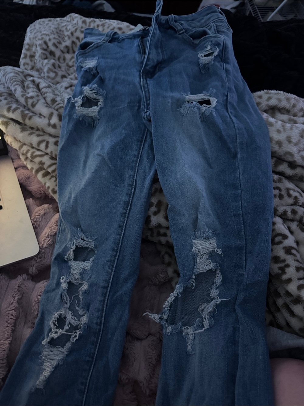 Rue21 Women's Distressed Light Blue Skinny Jeans